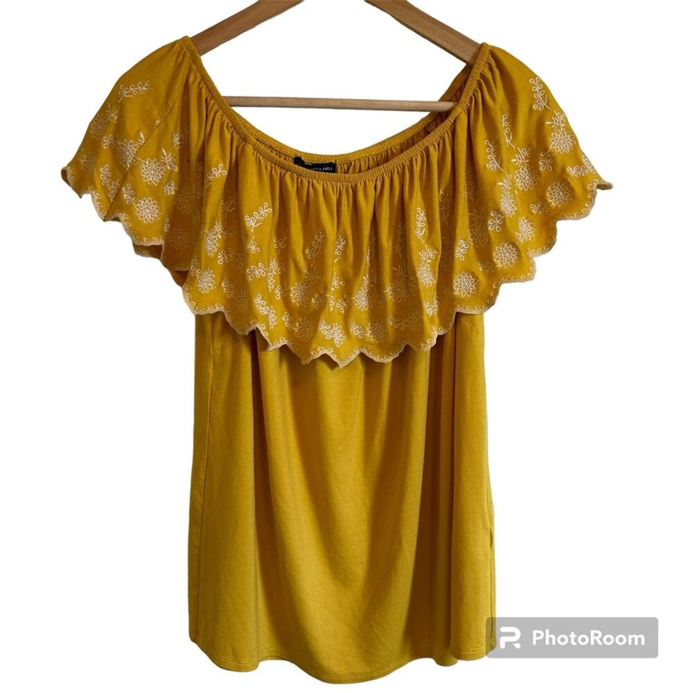 Adrianna Papell women’s blouse medium NWT yellow